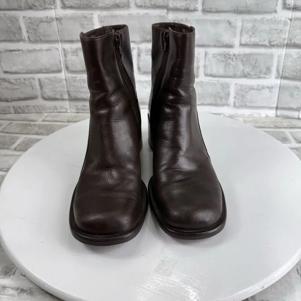 Diba Women's Size 8 VINTAGE Brown Leather Block Heel Chunky Y2K Zip Boots